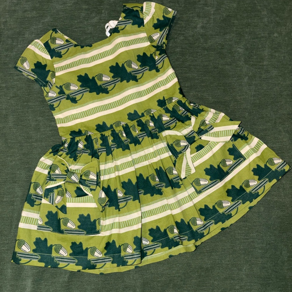 Kate Quinn Charming Green Leaf Pattern bow back Dress